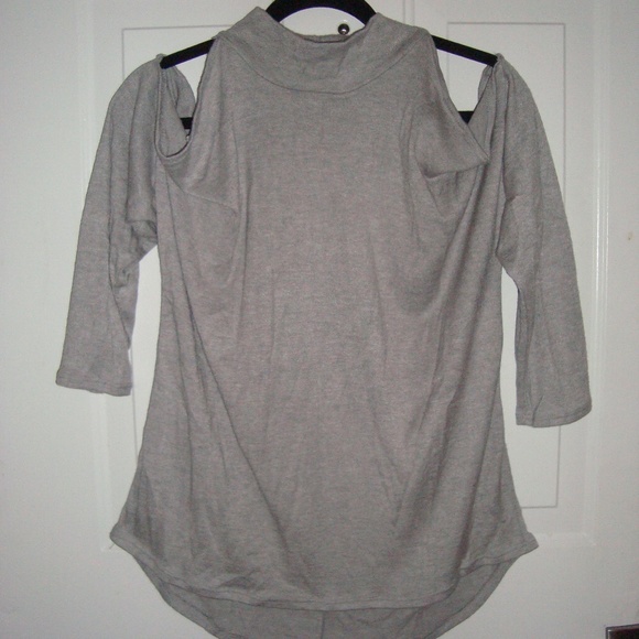 NWOT turtleneck sweater - Picture 2 of 2